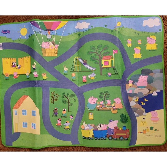 Peppa Pig Play Rug Mat with Peppa And George Car Figures - Picture 1 of 13